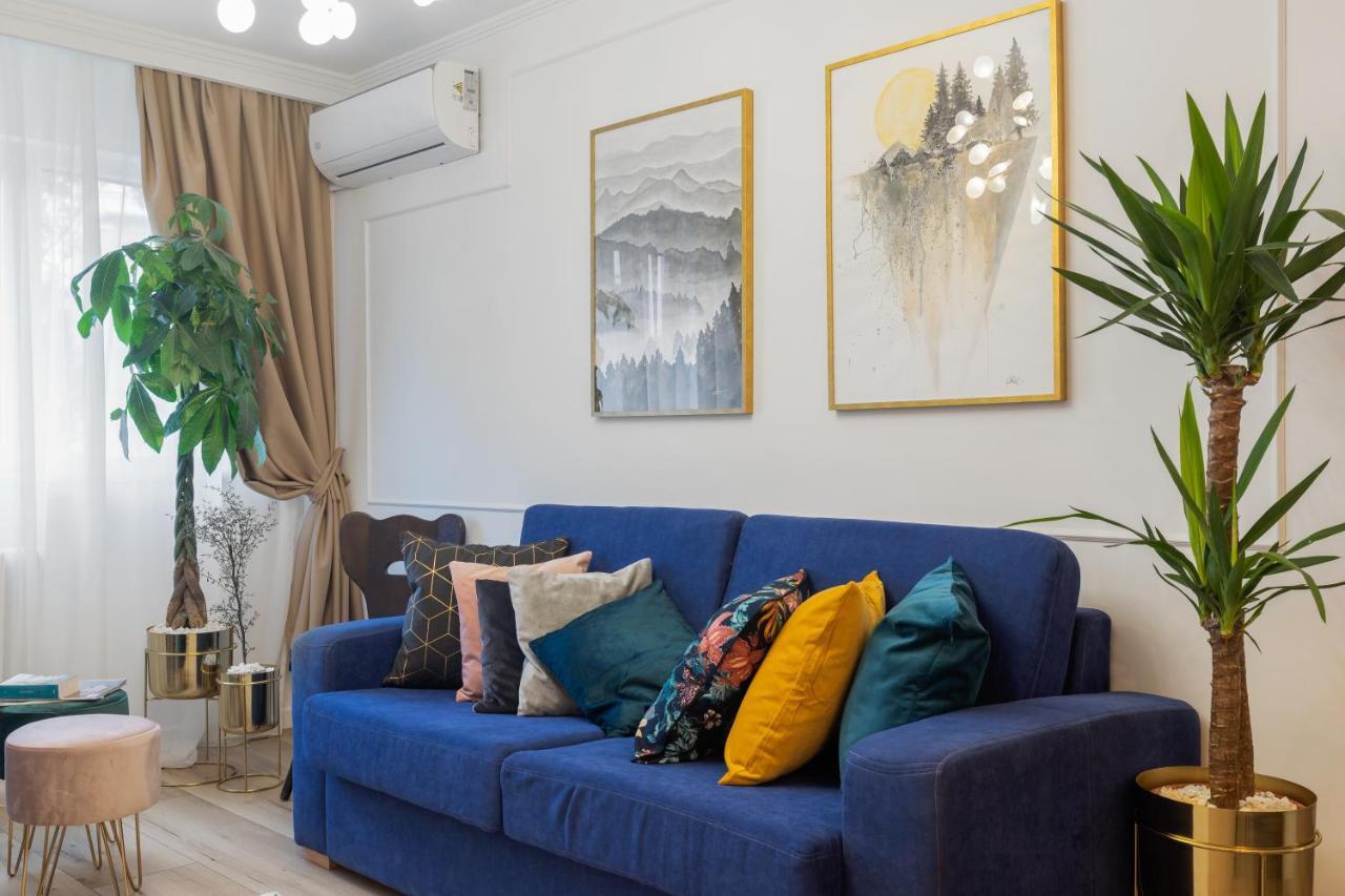 Apartment Eclectic 3 Bedroom Calea Victoriei By Urbanesq