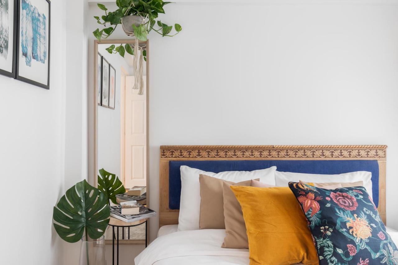 Apartment Eclectic 3 Bedroom Calea Victoriei By Urbanesq Bucharest