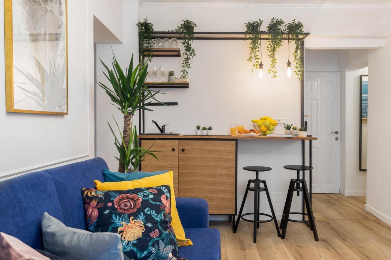 Eclectic 3 Bedroom Calea Victoriei By Urbanesq * Bucharest